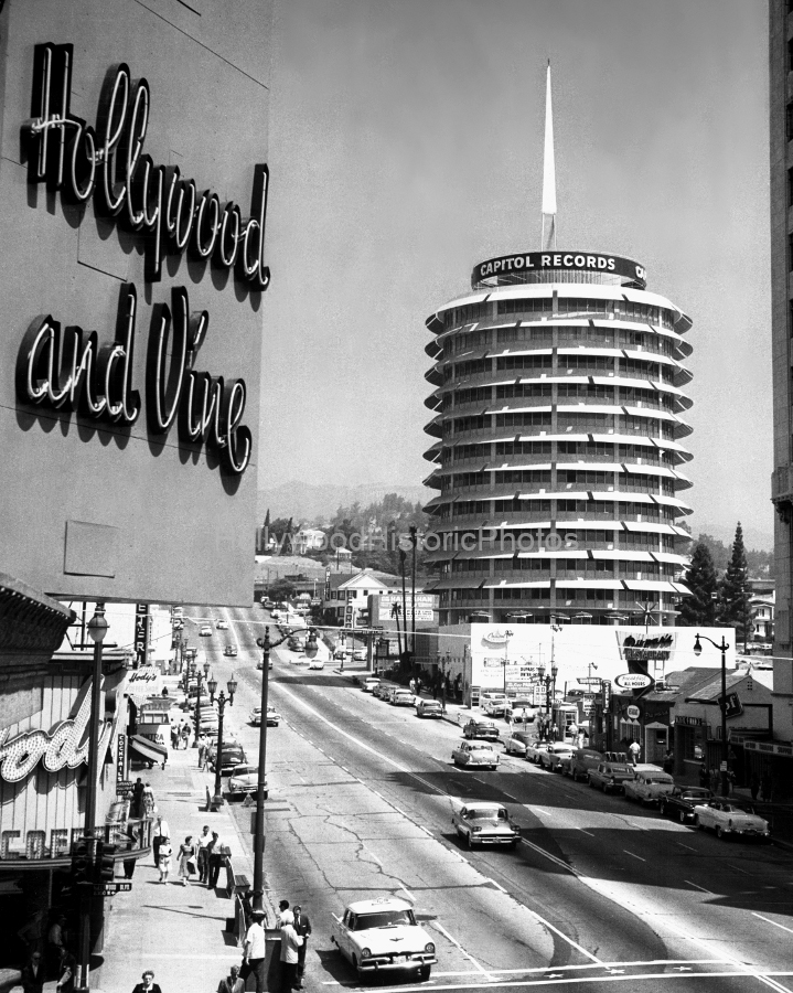 Hollywood Blvd. & Vine St. 1959 wm.jpg